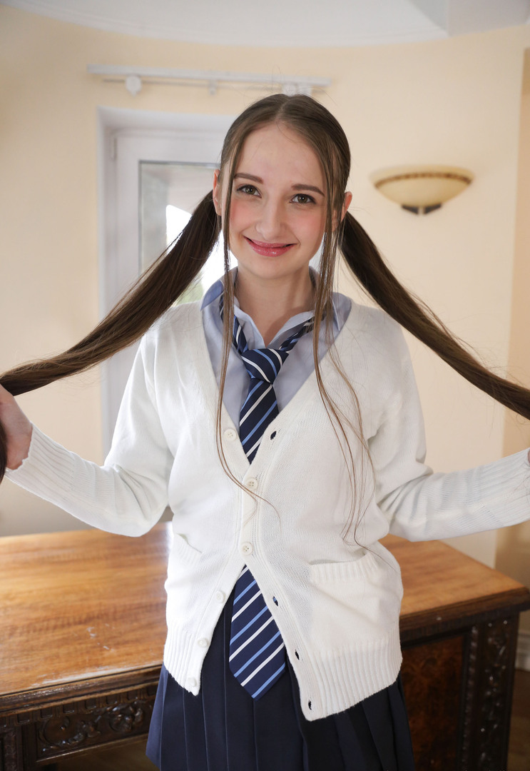 Kristina M精品写真视频第十九弹